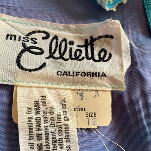 Vintage late 60s early 70s long blue dress. NWT. - Picture 14 of 16